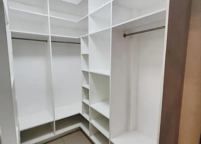 Casa vacanze Movie Screen& 4rooms Private House Near J Park *