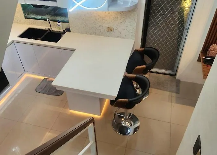 Casa vacanze Movie Screen& 4rooms Private House Near J Park *
