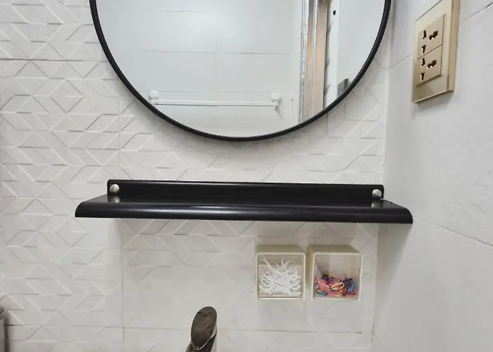 Casa vacanze Movie Screen& 4rooms Private House Near J Park *